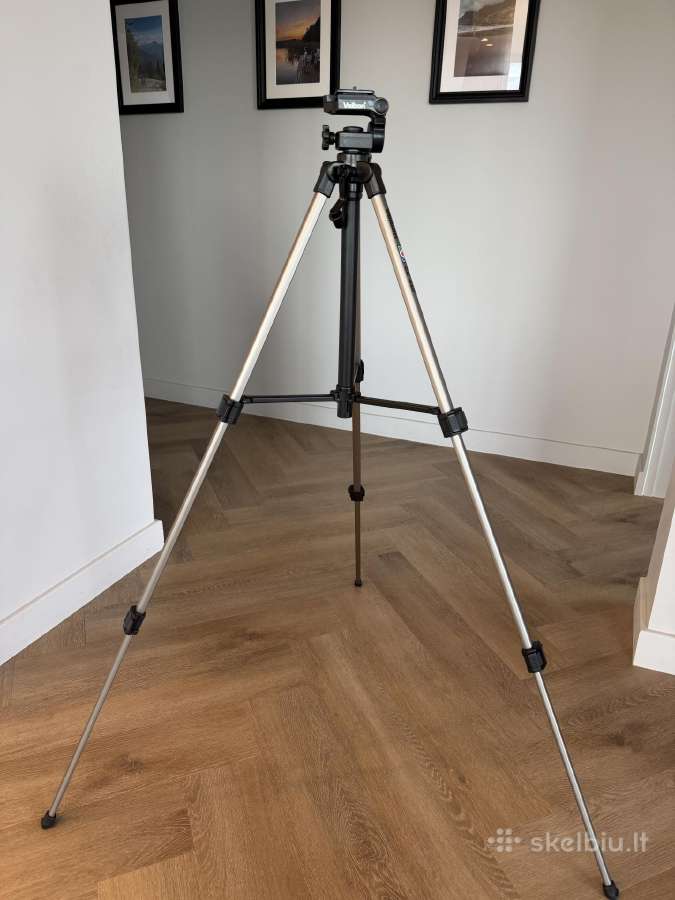 Velbon CX 440 štatyvas