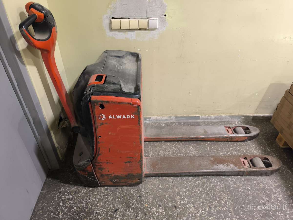 Elektrinis palečių vežimėlis Linde T18.