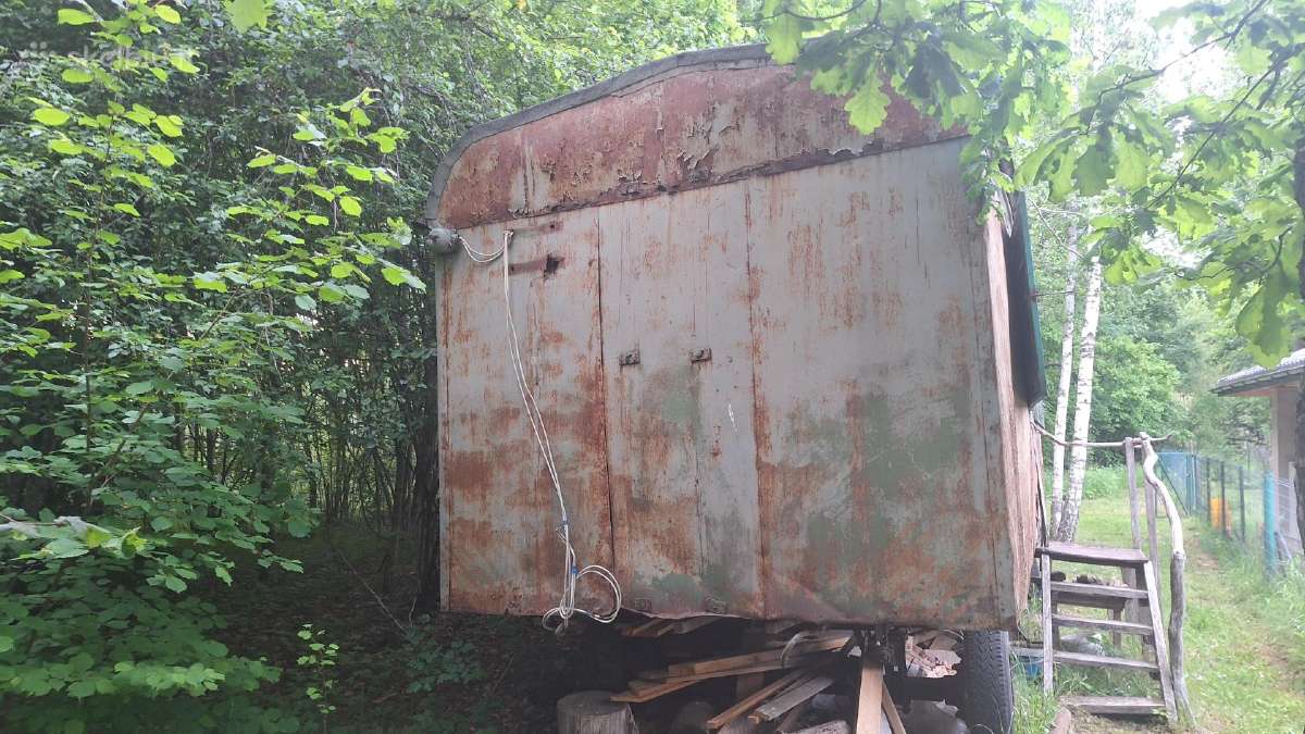Parduodu statybininkų namelį ant ratų - nuotraukos Nr. 3