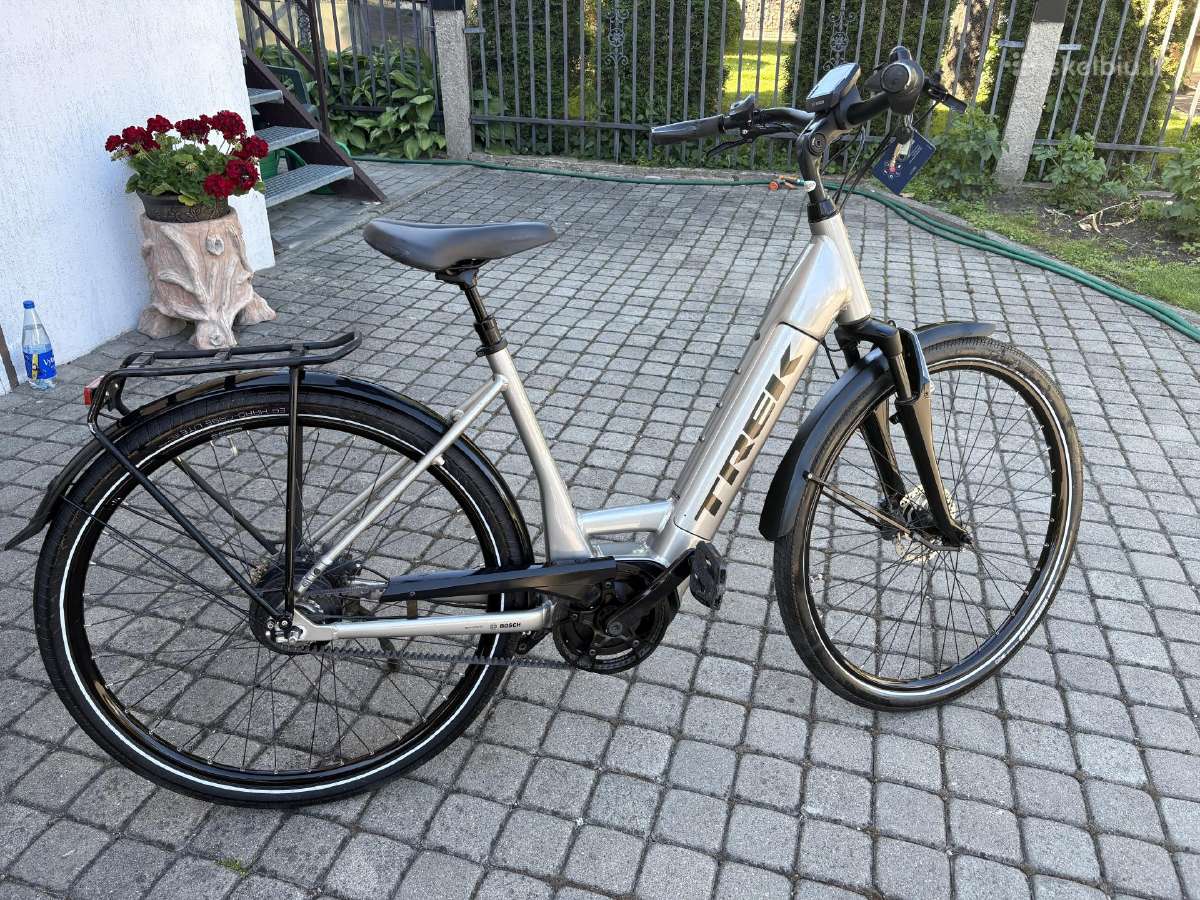 Elektrinis dviratis Trek District 9