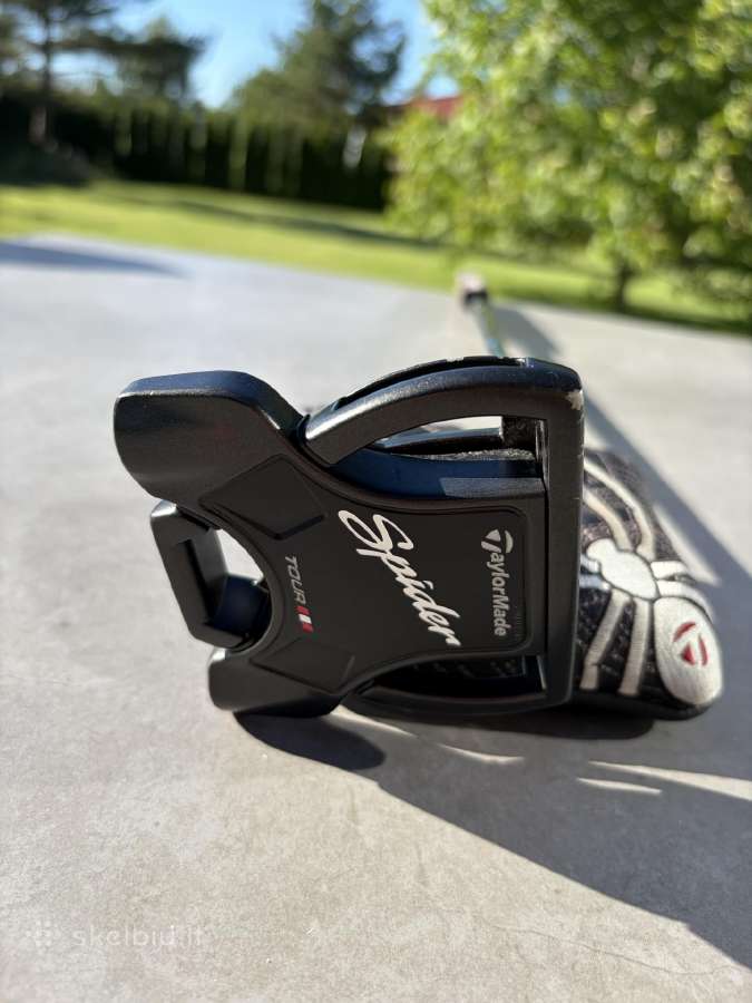 Taylormade spider black putteris