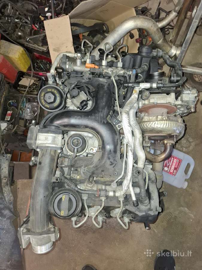 Motoras Audi kodas Cduc 3.0 180kw motoro defektas.