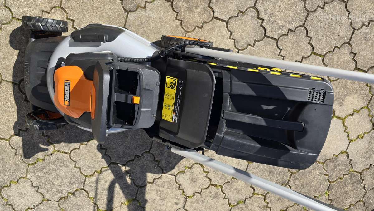 Parduodama Akumuliatorinė vejapjovė Worx Wg779e - nuotraukos Nr. 4