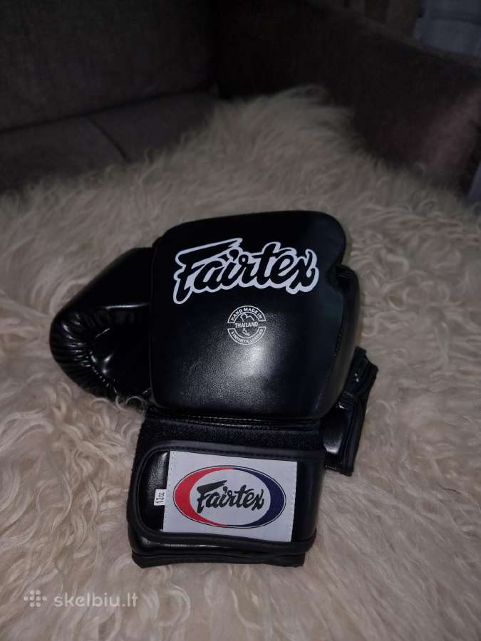 Fairtex muay thai/kickboxing gloves