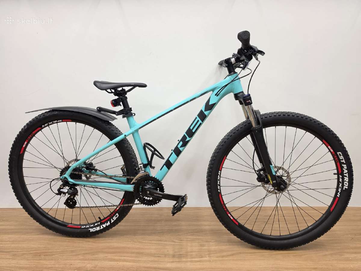 Trek Marlin 6 29er M 3x8s 29er