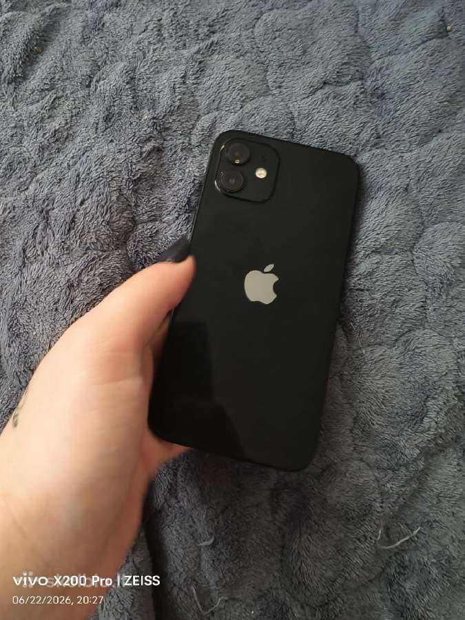 iPhone 12