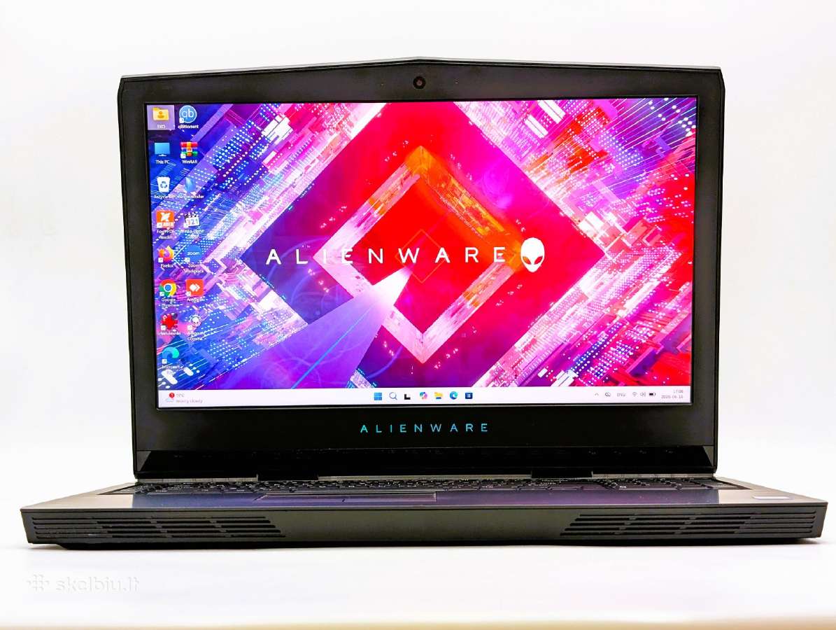 Alienware 17 R4 i7-7820hk 16gb 1tb SSD Gtx1080 8gb