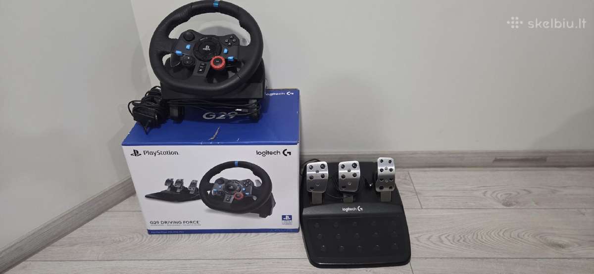 Logitech G29 vairas su pedalais