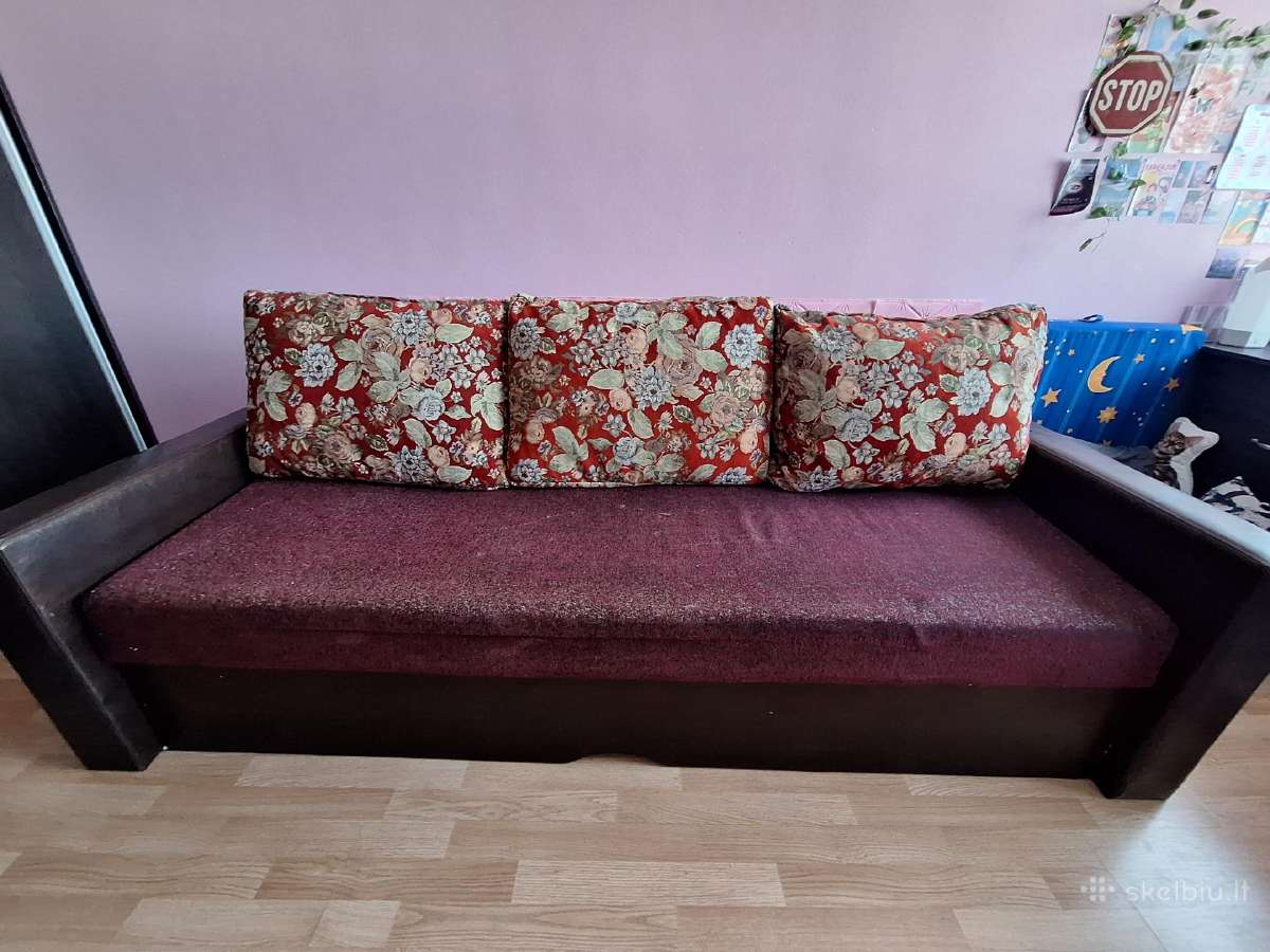 Dovanoju naudota sofa-lova