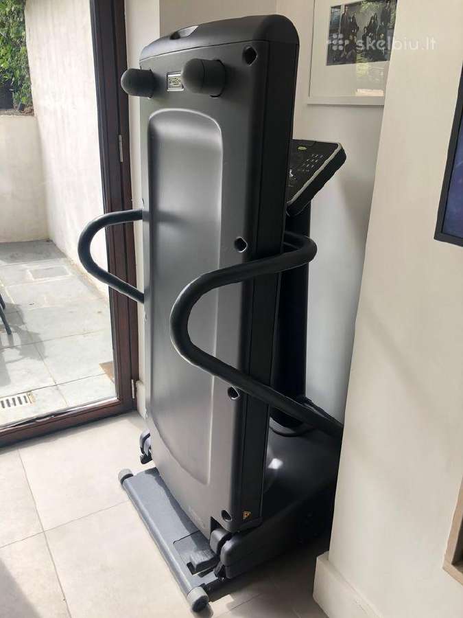 Bėgimo takelis Technogym Spazio Forma