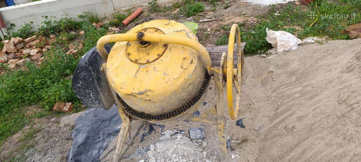 Veikia 70 e