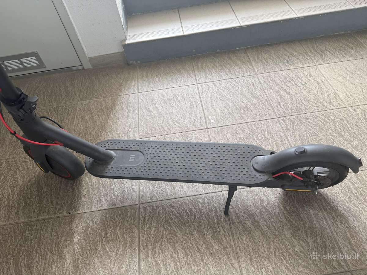 Elektrinis paspirtukas Xiaomi Mi M365 Pro - nuotraukos Nr. 3