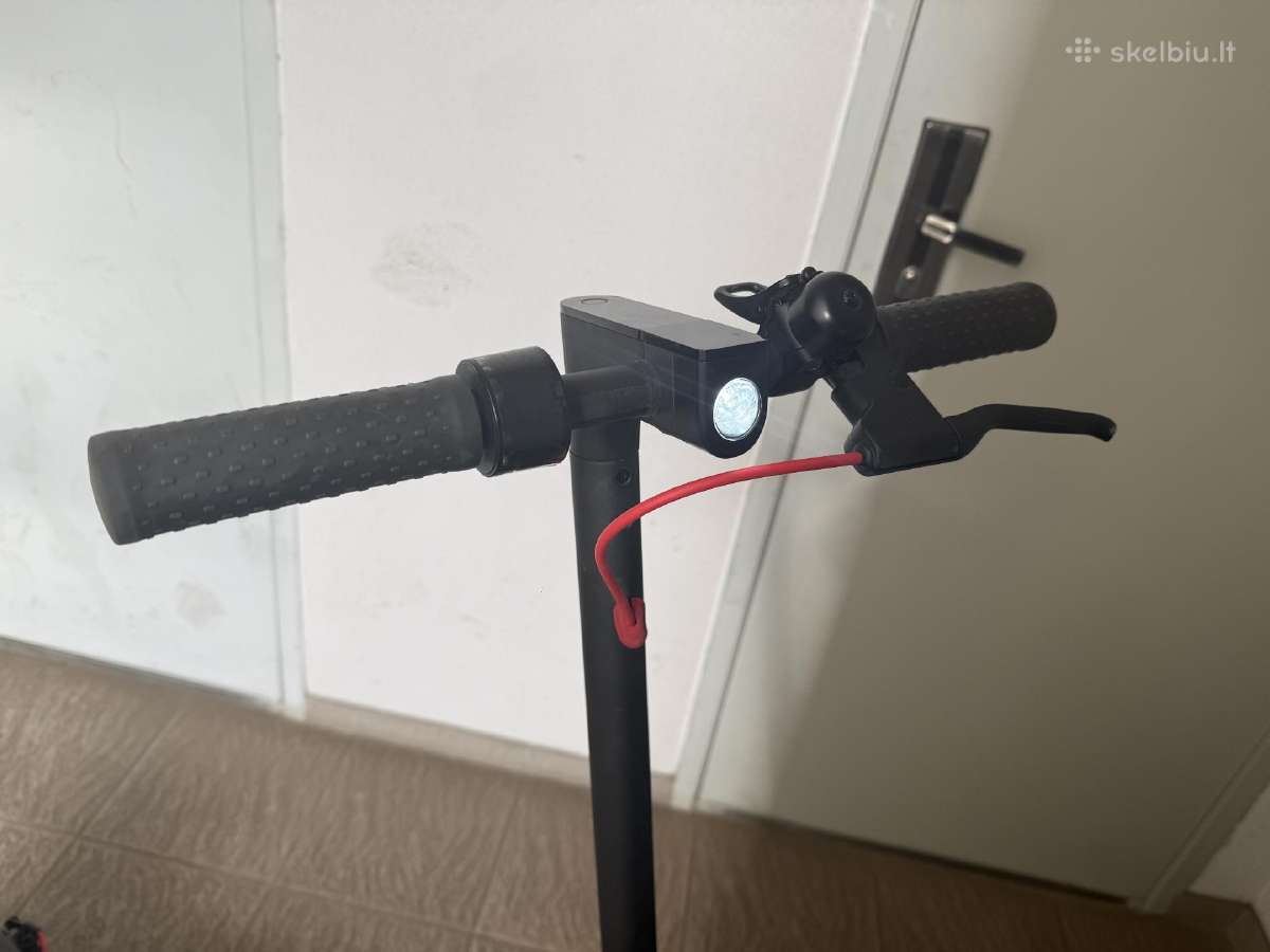 Elektrinis paspirtukas Xiaomi Mi M365 Pro - nuotraukos Nr. 4