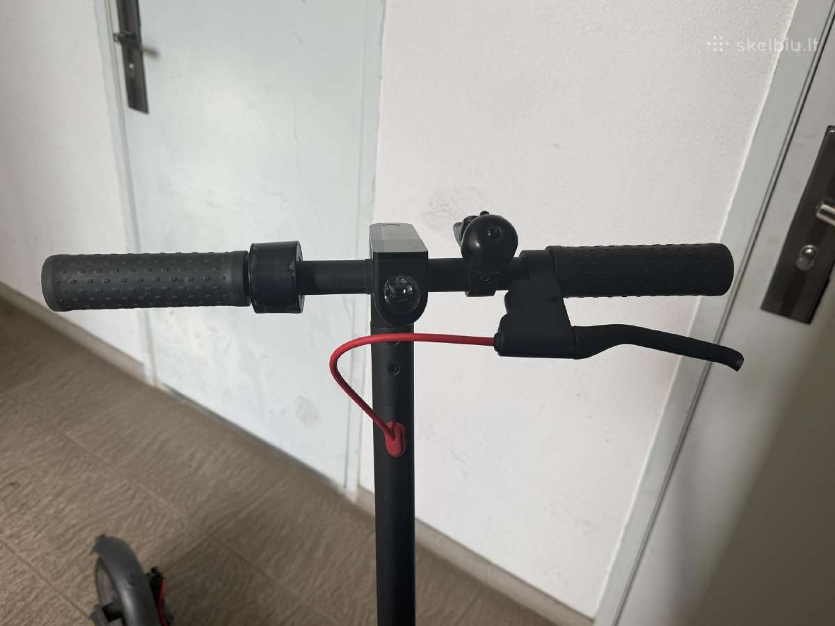 Elektrinis paspirtukas Xiaomi Mi M365 Pro - nuotraukos Nr. 13