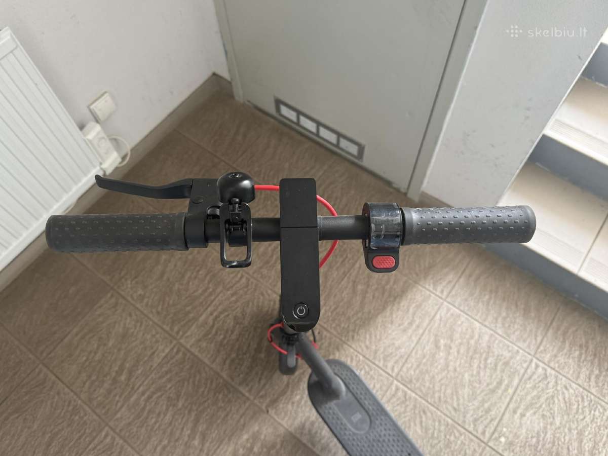 Elektrinis paspirtukas Xiaomi Mi M365 Pro - nuotraukos Nr. 15
