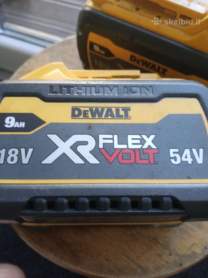 Parduodu dvi devalt 9v-54v baterijas po 80€.