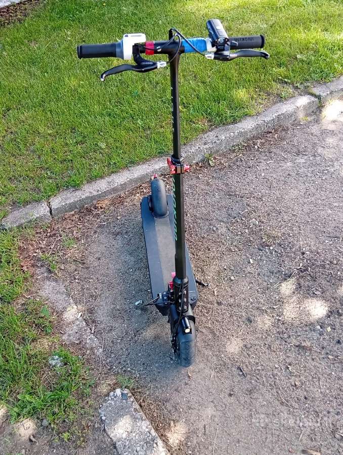 Labai geras paspirtukas malonu važinėtiir patogų