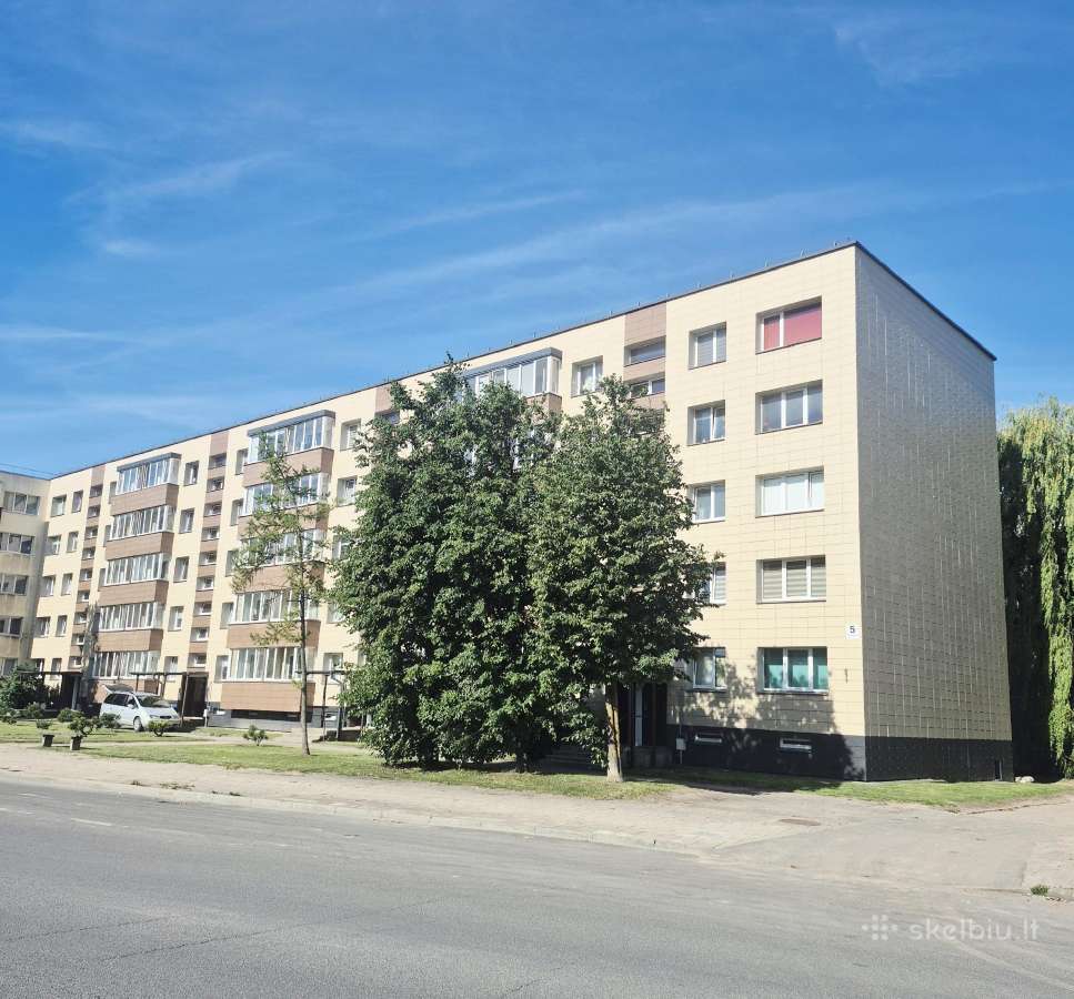 Parduodamas 3-jų kambarių butas renovuotame name