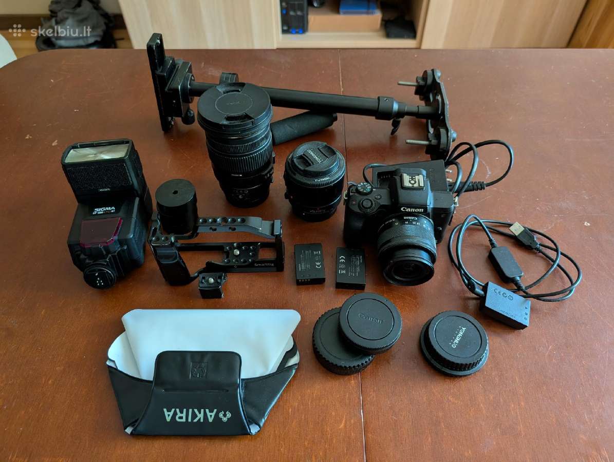 Canon m50 su daug priedų