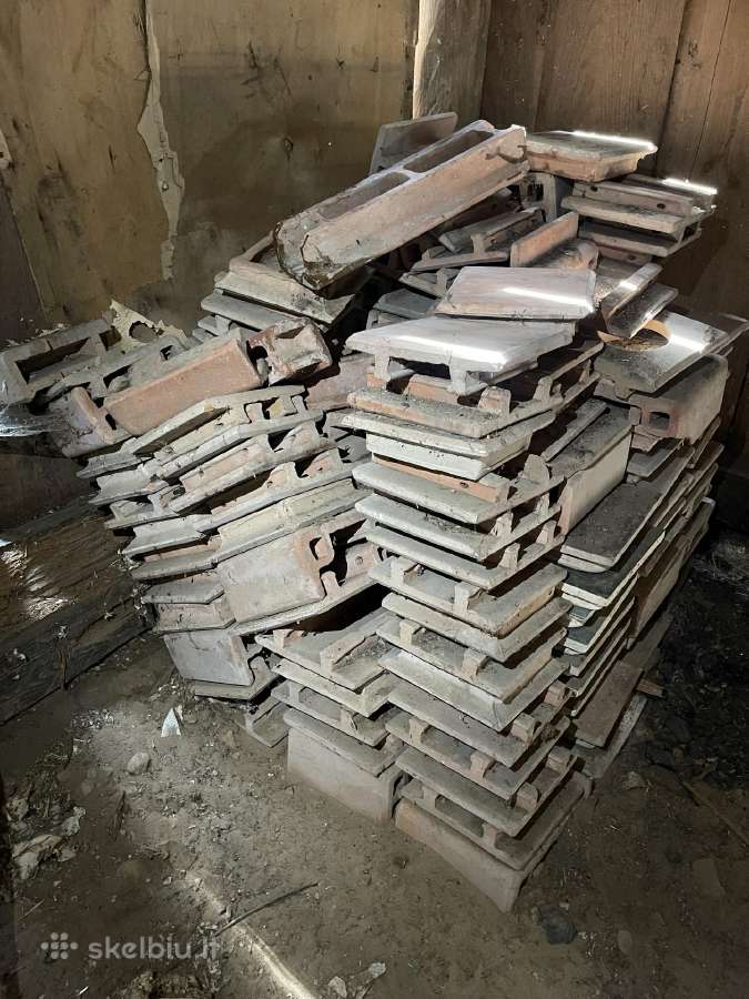 Senoviniai koklinės krosnies kokliai