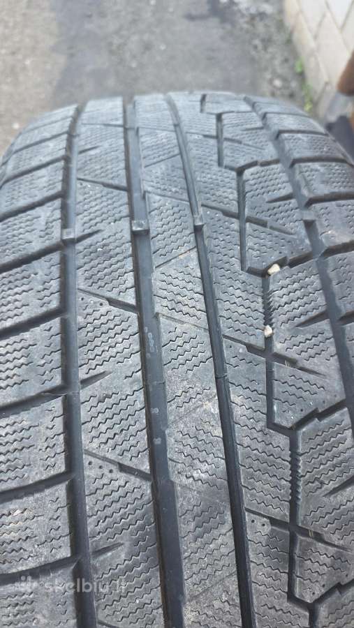 R22 275/40 Roadcruza rw777 1vnt