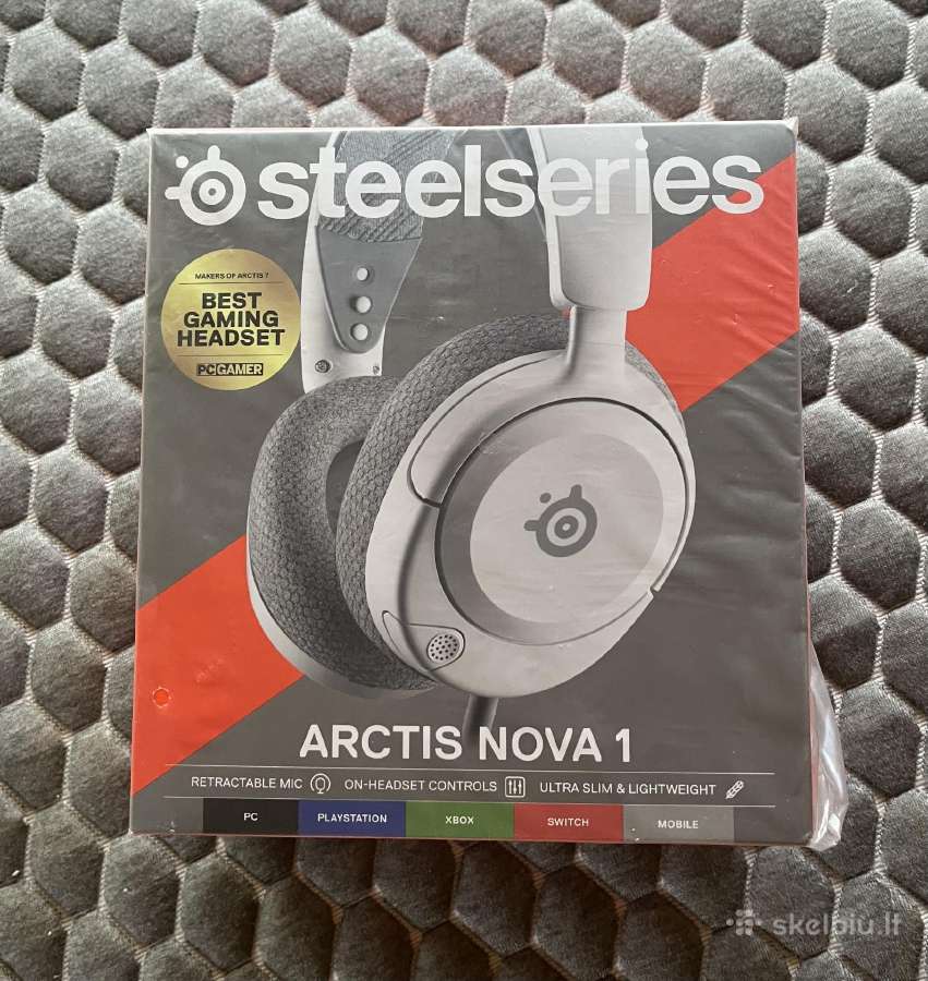 Naujos Steelseries Arctic Nova 1 ausinės