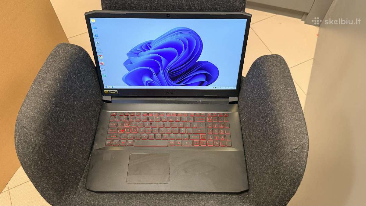 Acer Nitro 5 An517-54-530r su garantija