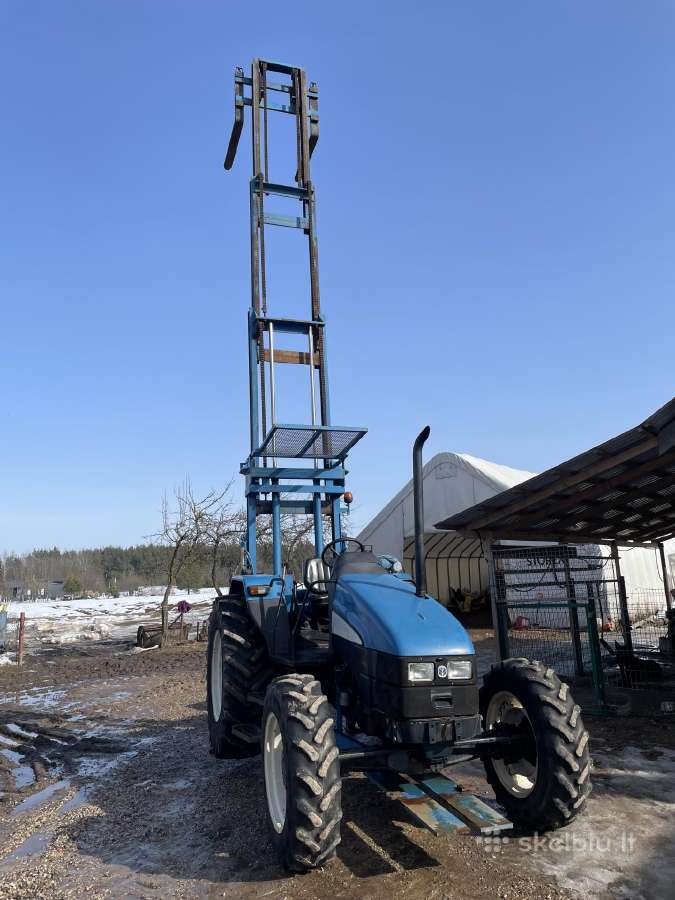 New Holland 4728