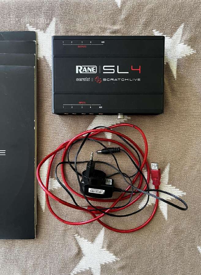 Rane Sl4 Scratch Live komplektas