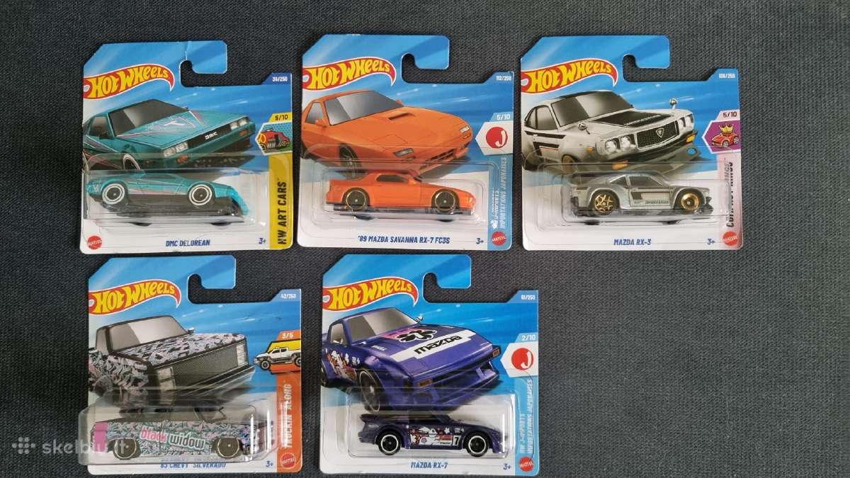 Hot wheels modeliukai
