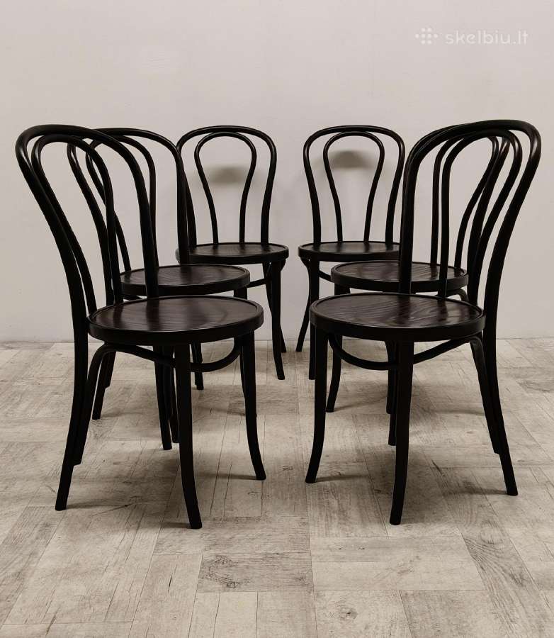 Krzesla model Thonet A18 drewno buk gięty
