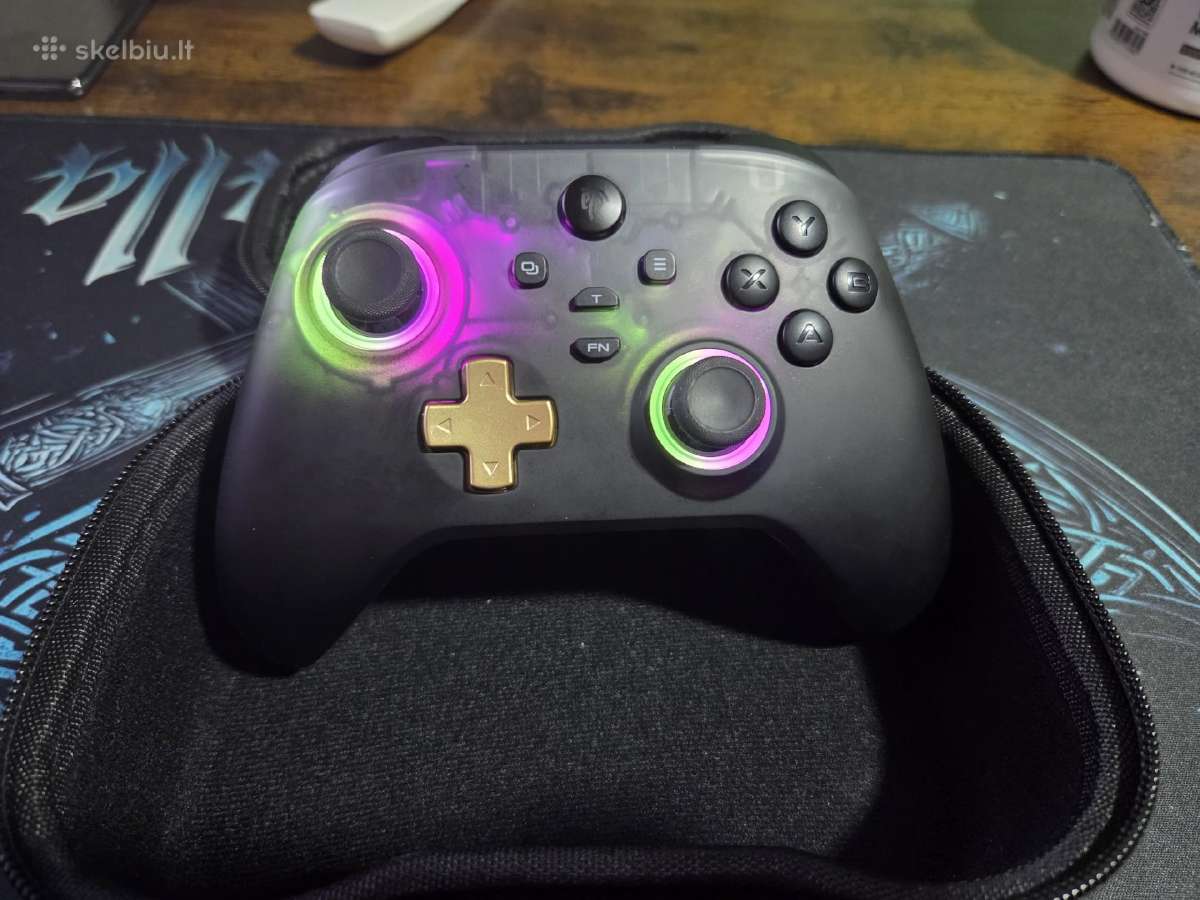 Easysmx® D05 Multiplatform Gaming Controller