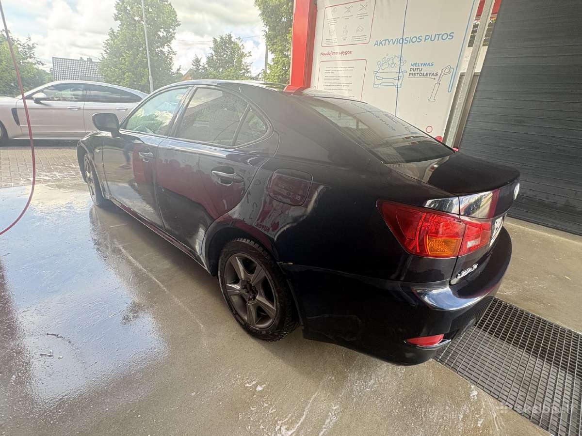 Lexus is 220 - nuotraukos Nr. 2