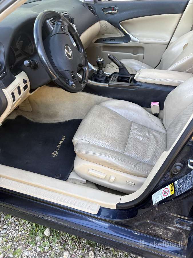 Lexus is 220 - nuotraukos Nr. 6