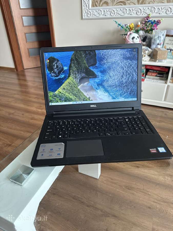 Dell Inspiron i5-7200u*8gb*amd 2gb
