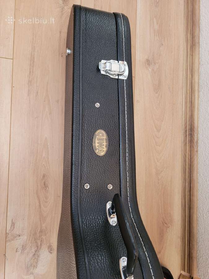Parduodama apynaujė klasikinė gitara su priedais - nuotraukos Nr. 3