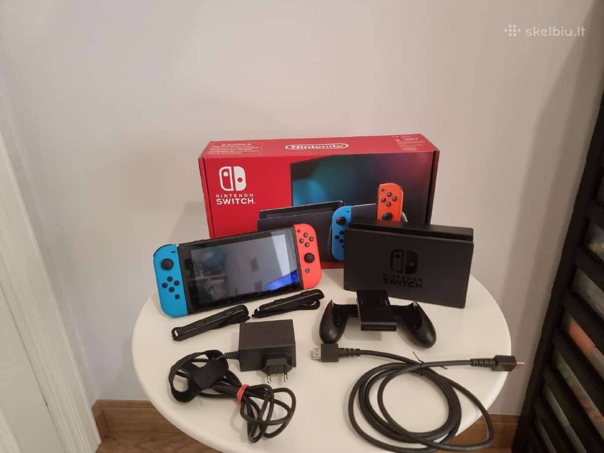 Nintendo Switch V2 (32gb, Neon Red & Blue)