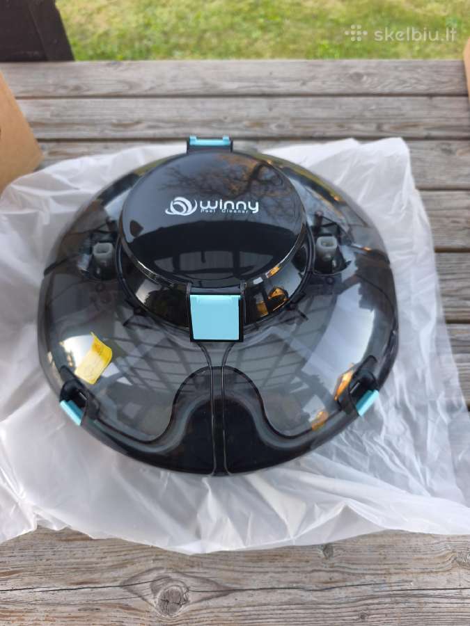 Baseino robotas siurblys