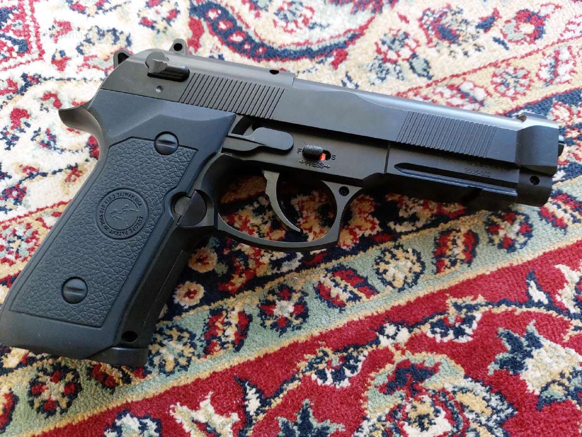 M9 Beretta 6 mm Co2 - nuotraukos Nr. 3