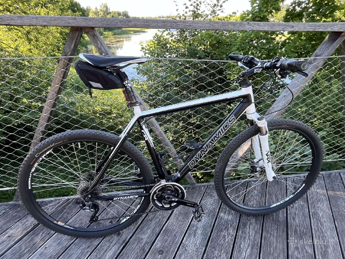 Dynamics Cross XT 29 Shimano Deore XT Hidraul