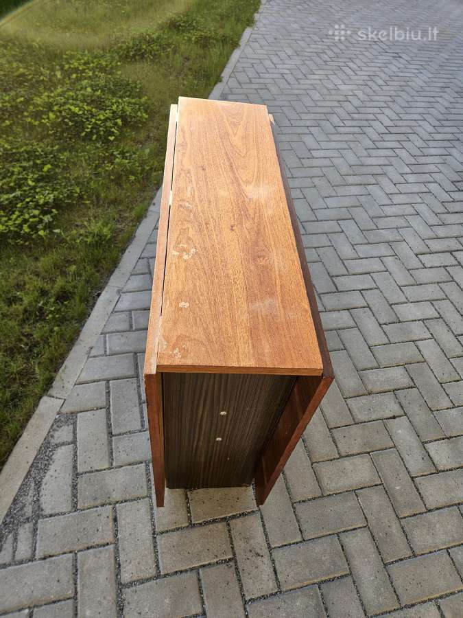 Stalas išskleidžiamas knyga
