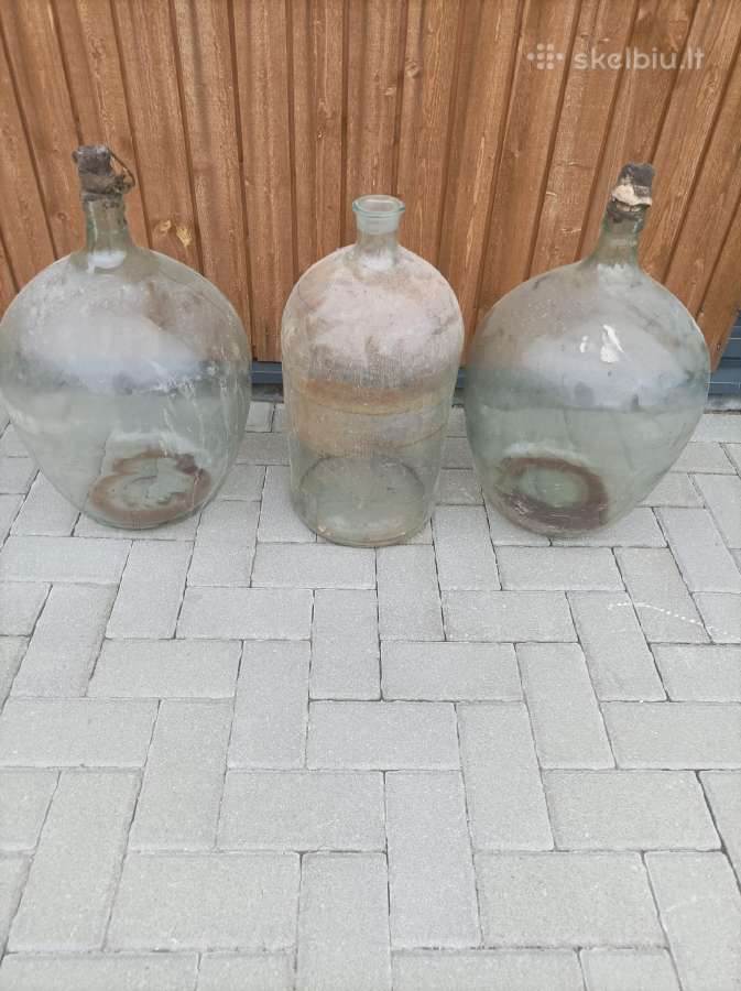 Tara vyno stiklainiai