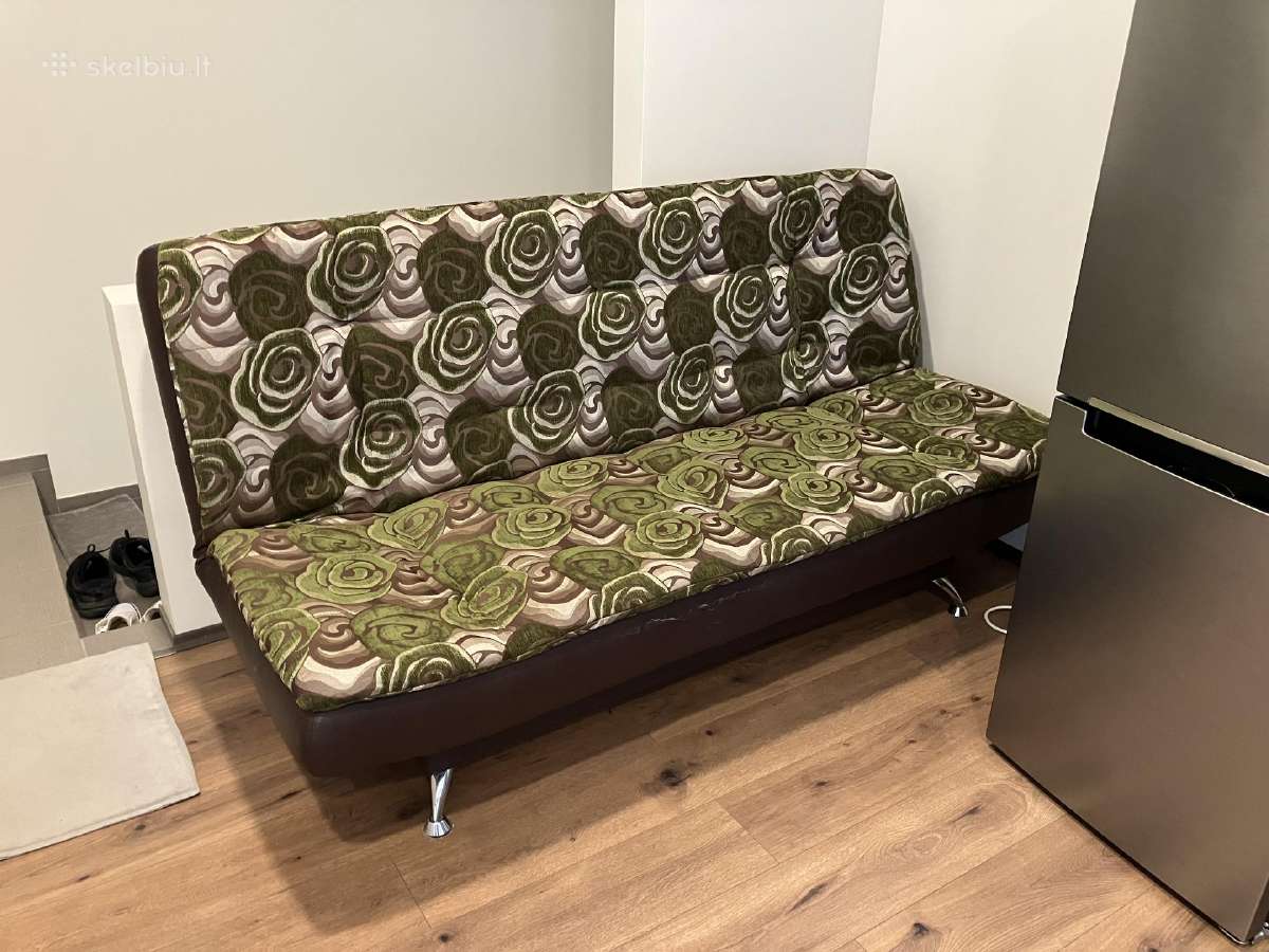 Sofa-lova už šokoladą arba už ačiū