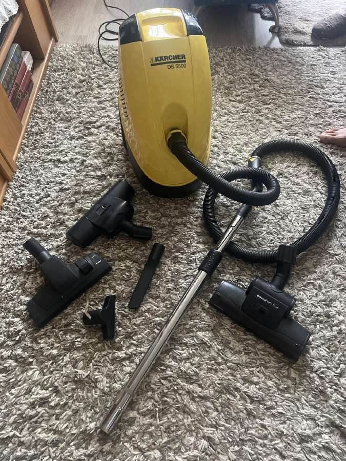 Karcher DS 5500 dulkių siurblys su vandens filtru