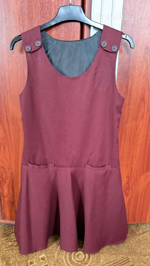 Mokyklinis bordo spalvos sarafanas