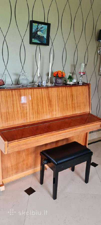 Parduodamas puikios būklės pianinas Ukraina - nuotraukos Nr. 2