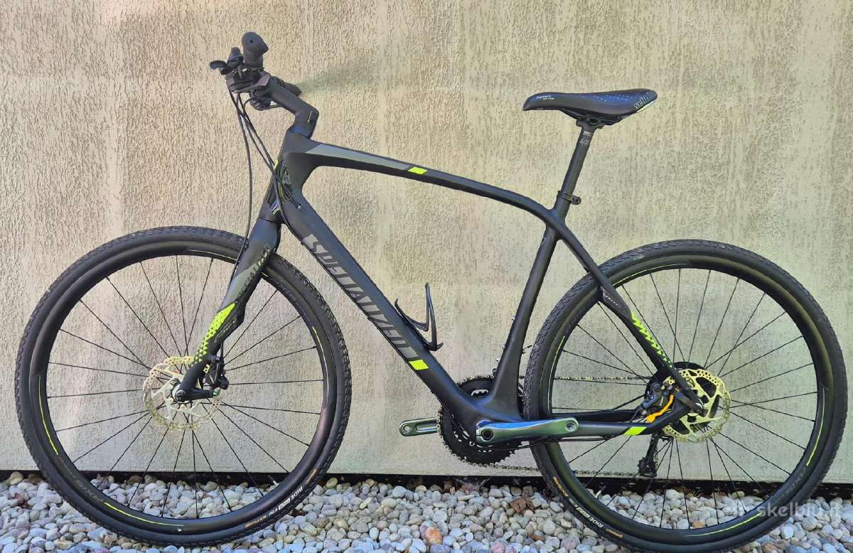 Specialized sirrus hibridinis dviratis