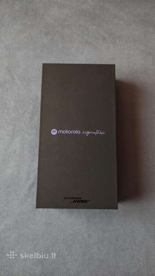 Parduodu Motorola signature
