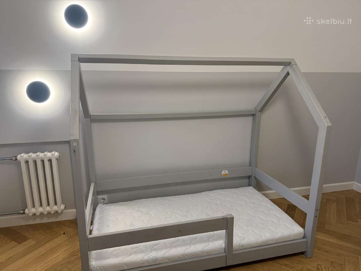 Vaikiška lova Namelis su čiužiniu