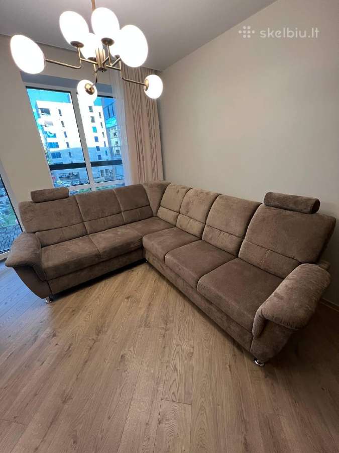 Kampinė sofa-lova